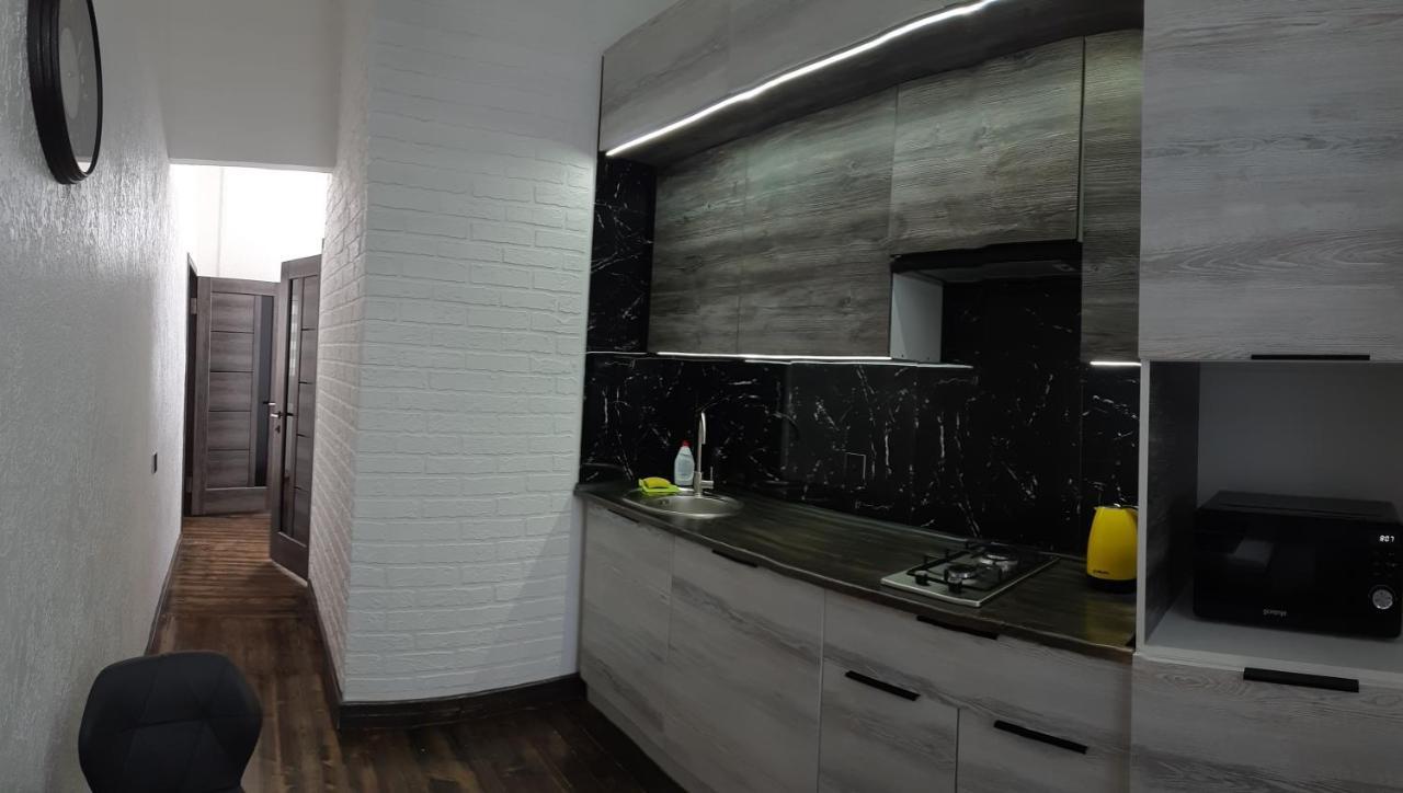 Lux Apartments 文尼察 外观 照片